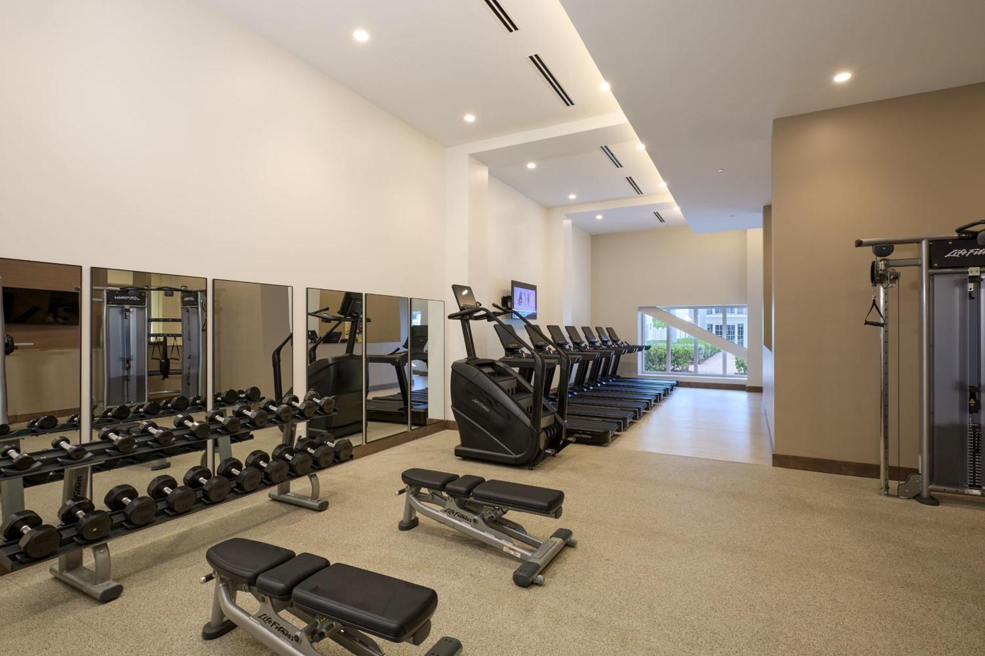 Jw Marriott St Maarten Beach Resort & Spa Dawn Beach Экстерьер фото