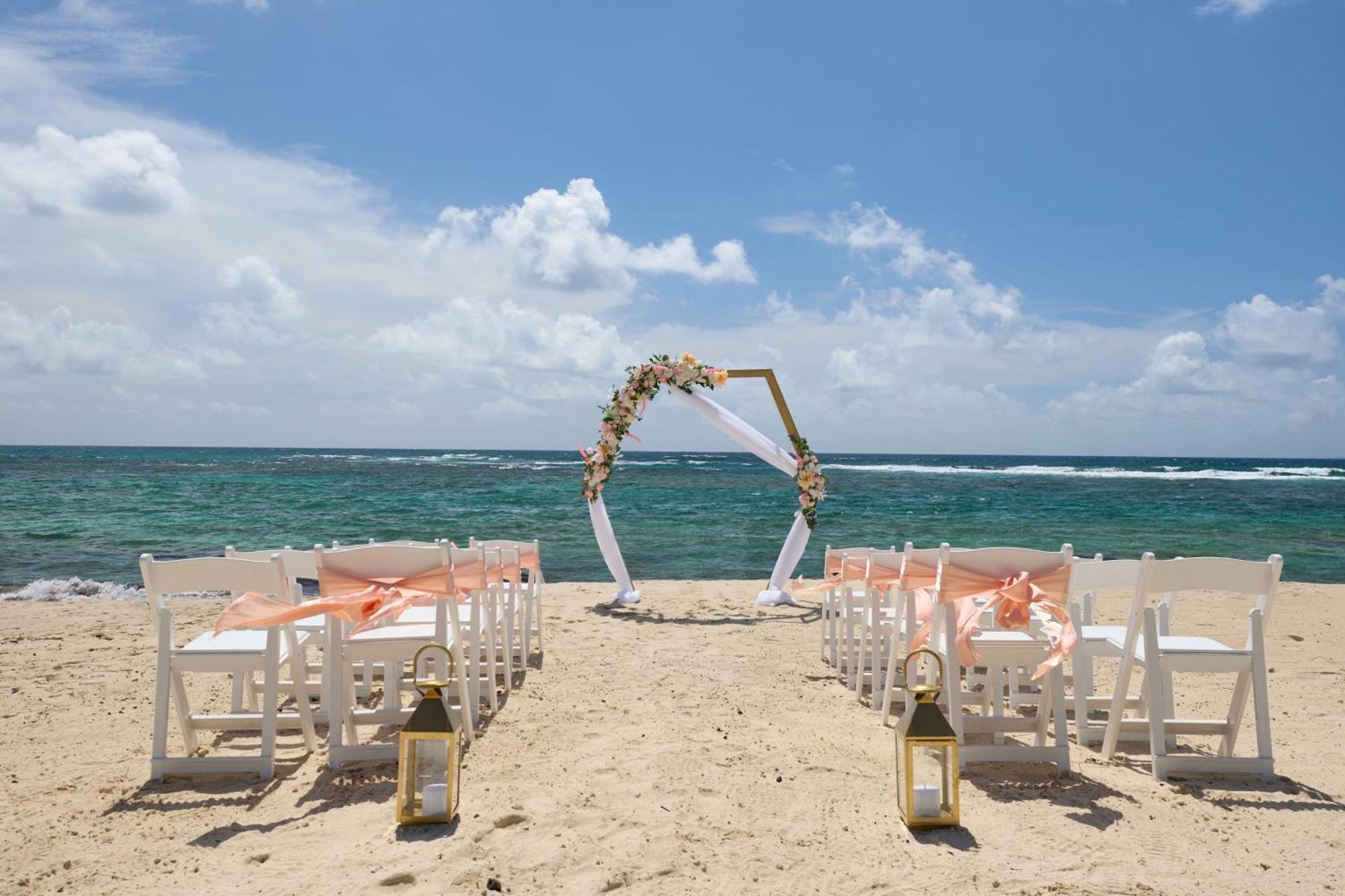 Jw Marriott St Maarten Beach Resort & Spa Dawn Beach Экстерьер фото
